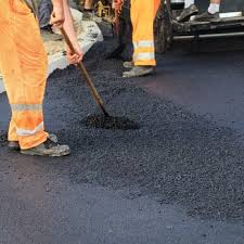 Why Choose Us For All Your Driveway Paving Needs in Fulton, MO?